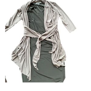 Really cute comfortable dress with jacket attached